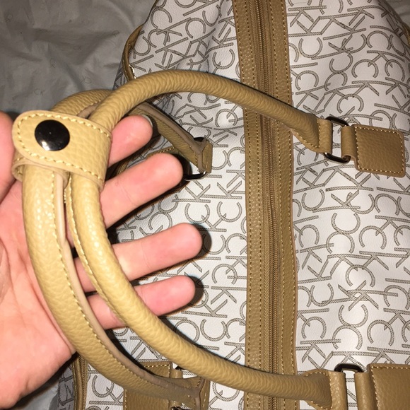 Brand New Calvin Klein Duffel Bag - Picture 3 of 4
